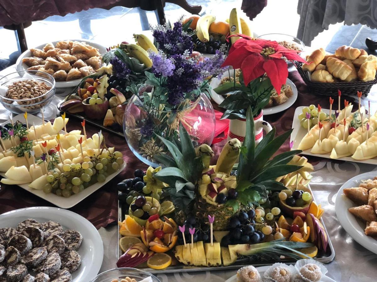 Rey Hotel Маврово Екстериор снимка
